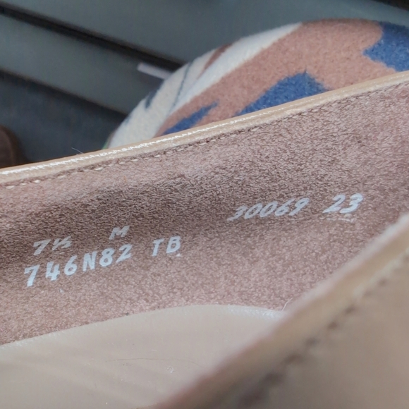 Vintage Naturalizer sz 7.5 Brown Leather Women's Heels Snake Print Accent - Picture 11 of 11